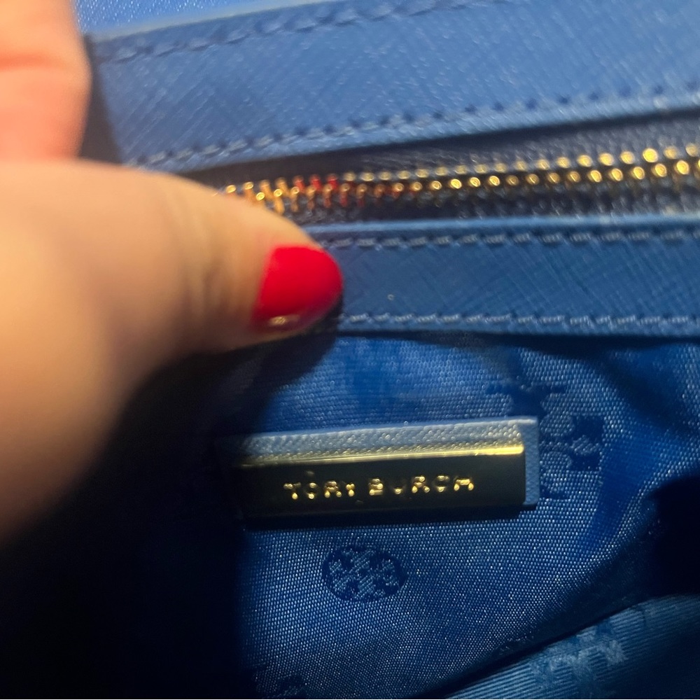 Tory Burch Blue Crossbody Leather Bag - Picture 4 of 6